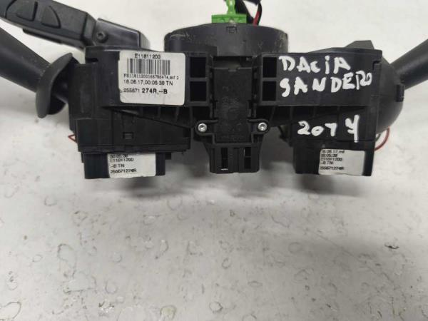 COMMODO VOLANT DACIA - Vue 5